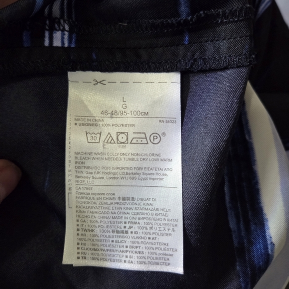 ⭐️Banana Republic Womans Blue Patterned Top Size L - Picture 4 of 5